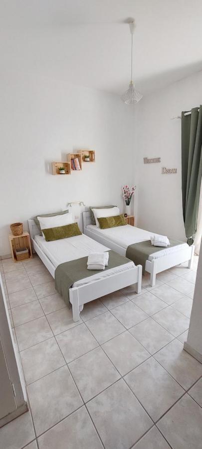 Kato Yialos Hotel