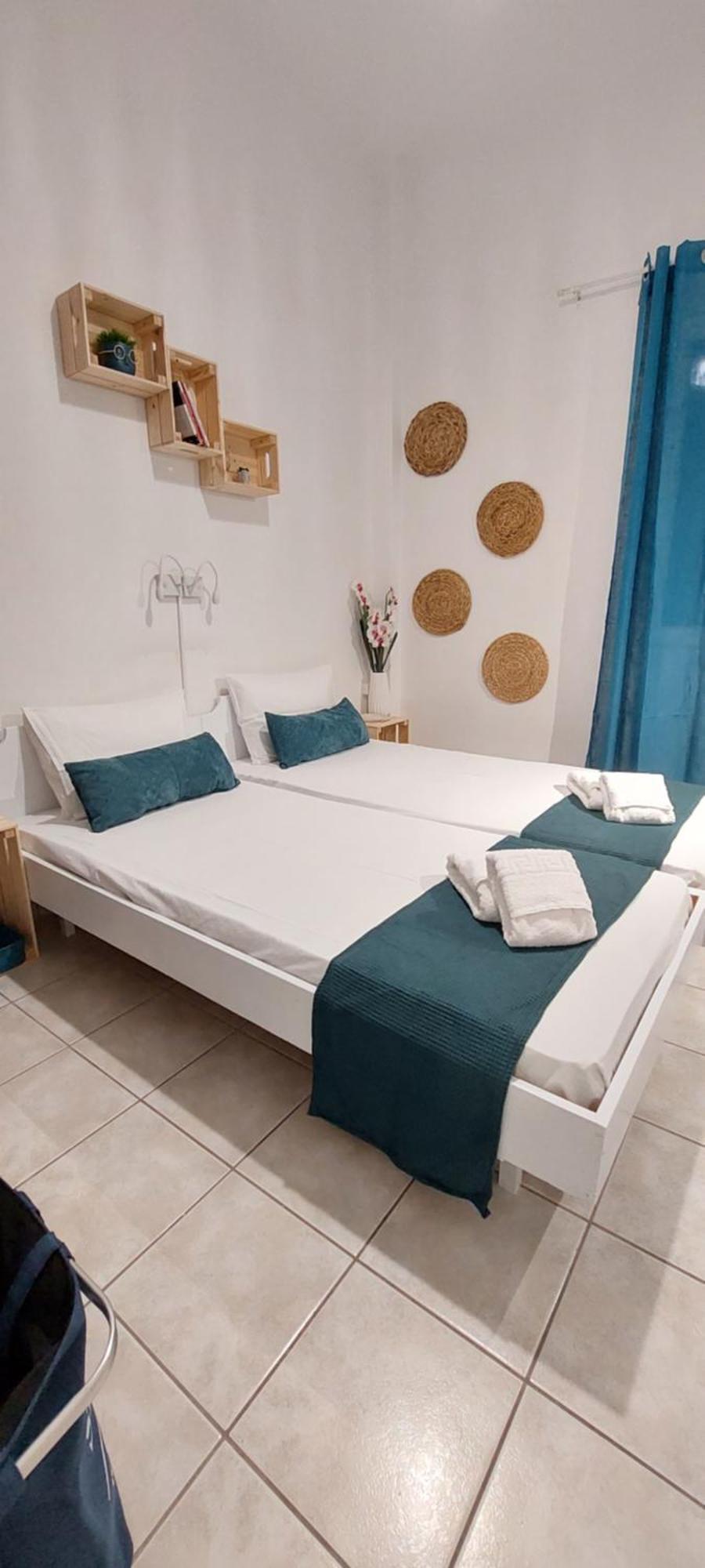 Kato Yialos Hotel